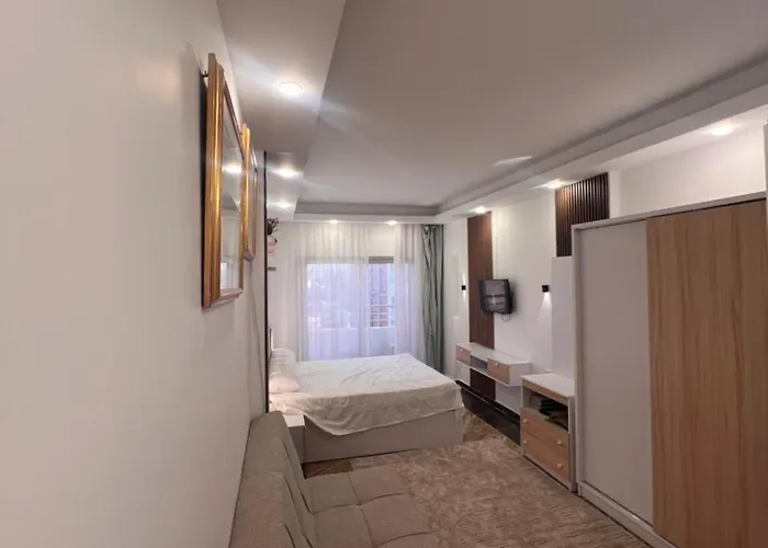 Cecelia 23 Hotel 4*